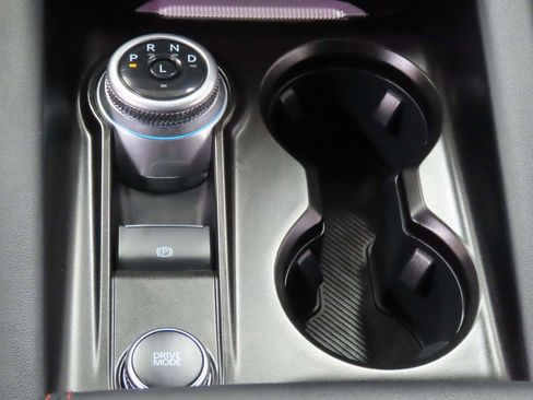 Used 2025 Ford Explorer ST-Line w/ Premium Package image 12