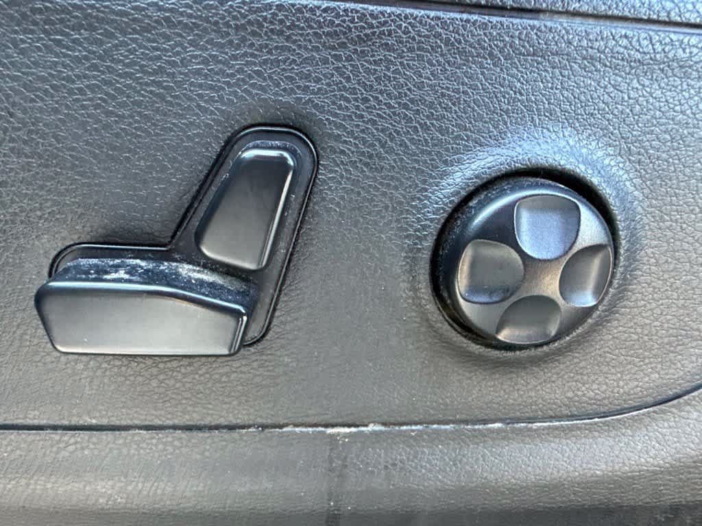 Used 2019 RAM 1500 Big Horn AWD/4WD image 14