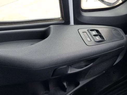 Used 2025 RAM ProMaster 1500 w/ Premium Convenience Group image 6