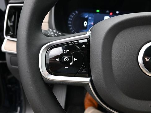 New 2026 Volvo XC90 B6 Plus AWD/4WD image 13