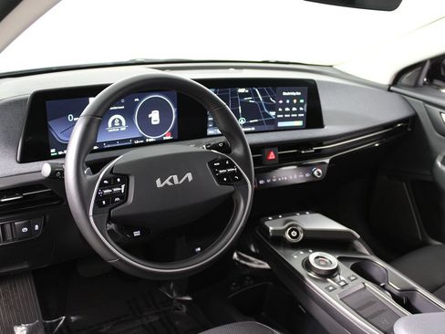 Used 2023 Kia EV6 Wind RWD image 7