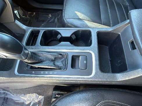 Used 2018 Ford Escape SEL AWD/4WD image 13