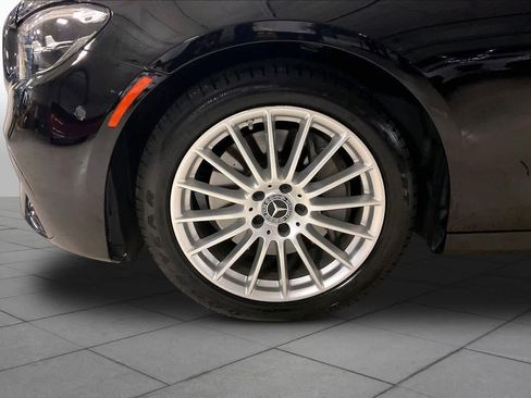 Used 2023 Mercedes-Benz E 350 Sedan image 9