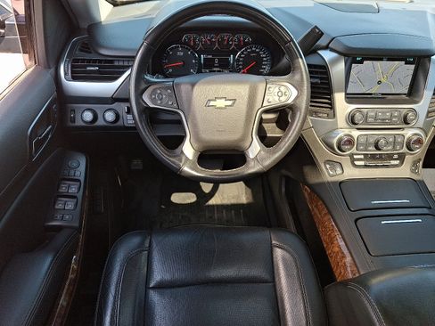 Used 2019 Chevrolet Tahoe Premier AWD/4WD image 14