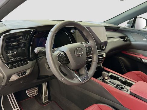 Used 2024 Lexus RX 500h F Sport w/ Technology Package image 18