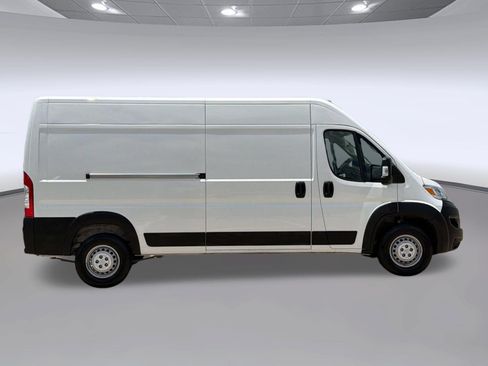 Used 2024 RAM ProMaster 2500 w/ Convenience Group FWD image 8