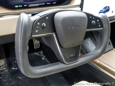 Used 2023 Tesla Model S AWD/4WD image 16