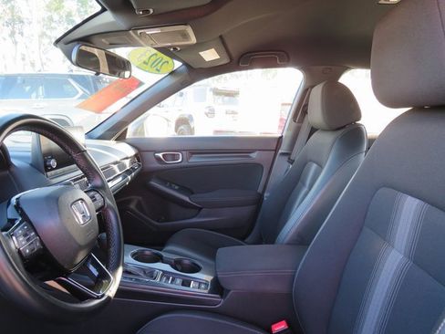 Used 2023 Honda Civic Sport image 15