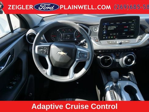 Used 2024 Chevrolet Blazer LT w/ Convenience Package FWD image 13