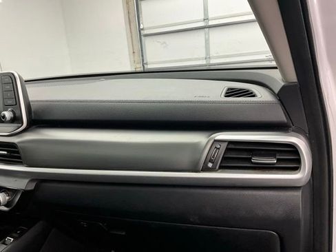 Used 2020 Kia Telluride S w/ S 8 Passenger Seating Package image 12