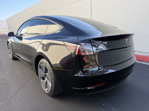 Used 2022 Tesla Model 3 Standard Range RWD image 4