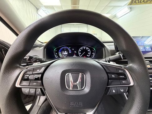 Used 2021 Honda Accord Hybrid image 40