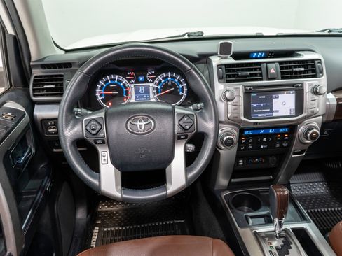 Used 2018 Toyota 4Runner Limited image 11