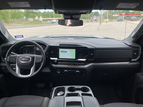 Used 2023 GMC Sierra 1500 Elevation image 7