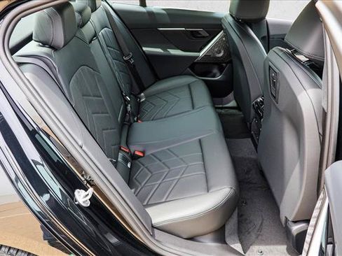 New 2027 BMW 550e xDrive AWD/4WD image 22