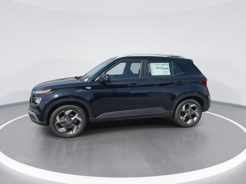 New 2026 Hyundai Venue SEL FWD image 4