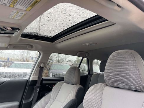 Used 2023 Subaru Outback Premium image 12