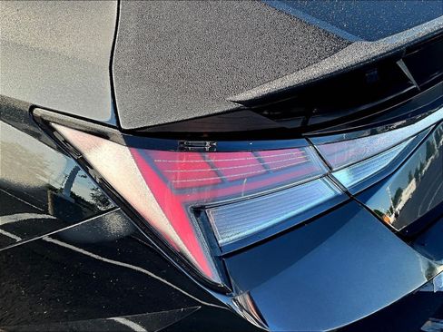 Used 2021 Hyundai Elantra N Line FWD image 22