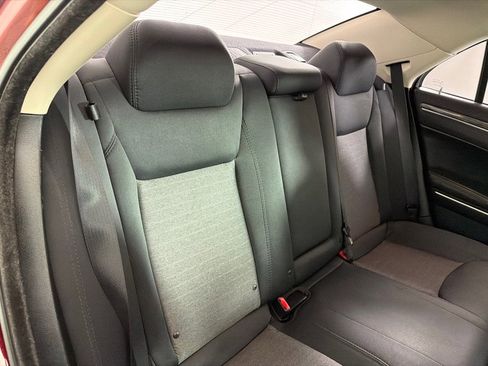 Used 2018 Chrysler 300 Touring w/ Sport Appearance Package image 21