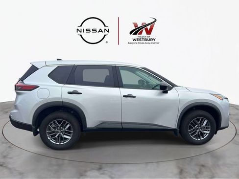 Used 2024 Nissan Rogue S AWD/4WD image 5