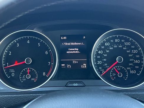 Used 2019 Volkswagen Golf S image 26