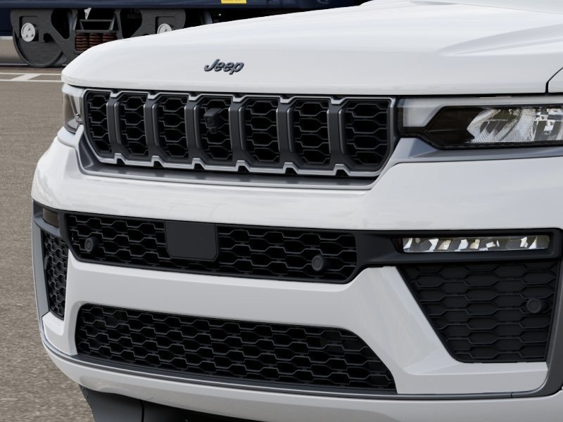 New 2027 Jeep Grand Cherokee Limited AWD/4WD image 12