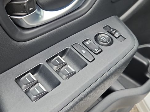 Certified 2024 Honda Pilot Touring image 23
