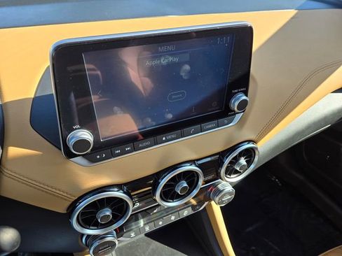 Used 2025 Nissan Sentra SV w/ SV Premium Package image 15