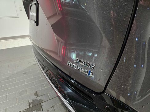 Used 2022 Toyota Sienna XSE w/ XSE Plus Package image 21