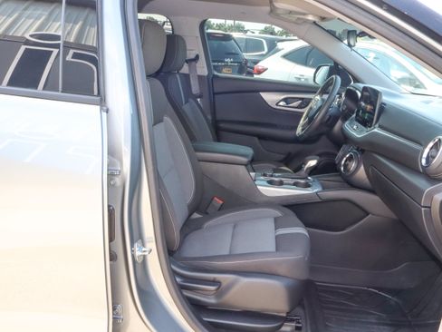 Used 2024 Chevrolet Blazer LT w/ Midnight/Sport Edition FWD image 21