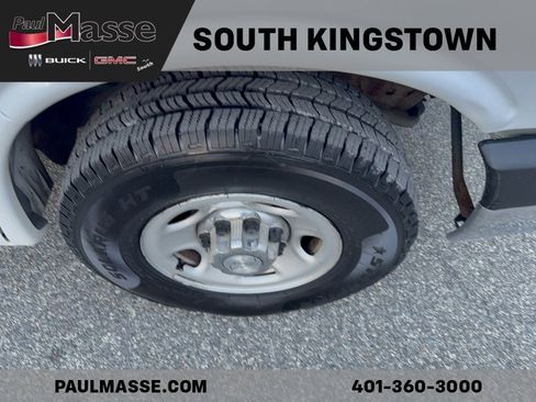 Used 2018 Chevrolet Express 3500 LT w/ LT Preferred Equipment Group image 4