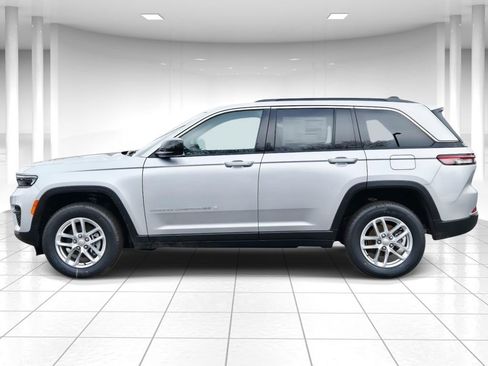 New 2026 Jeep Grand Cherokee Laredo X image 6