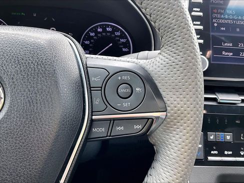 Used 2019 Toyota Avalon Limited FWD image 25