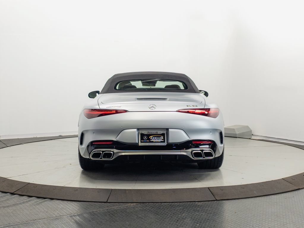 Used 2025 Mercedes-Benz SL 63 AMG 4MATIC image 30