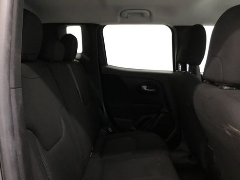 Used 2020 Jeep Renegade Sport w/ Sport Appearance Group image 18