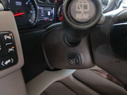 Used 2019 GMC Yukon XL SLT RWD image 29