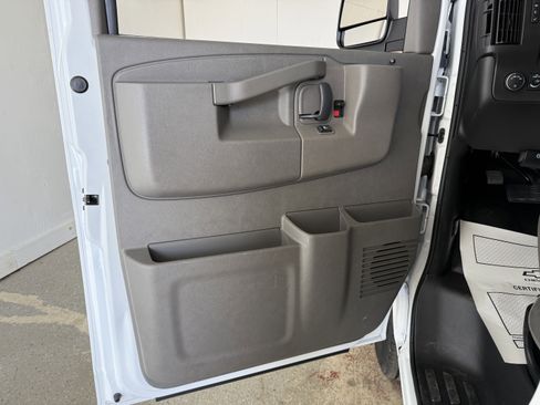 New 2025 Chevrolet Express 3500 w/ Driver Convenience Package image 14