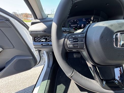 New 2025 Honda Accord EX-L image 24