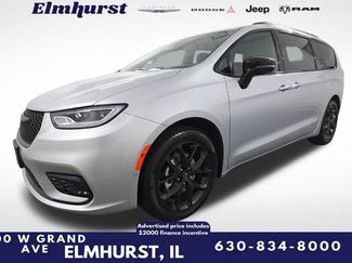 New 2026 Chrysler Pacifica Select w/ S Appearance Package video 1