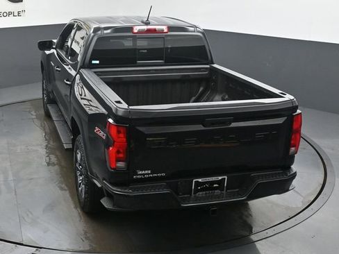Used 2024 Chevrolet Colorado Z71 w/ Z71 Convenience Package 2 AWD/4WD image 56