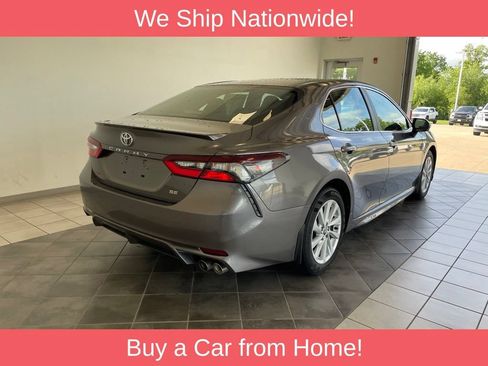 Used 2024 Toyota Camry SE FWD image 5