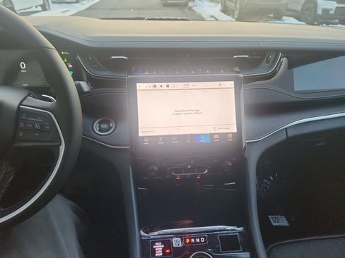 New 2022 Jeep Grand Cherokee Limited 4xe image 24