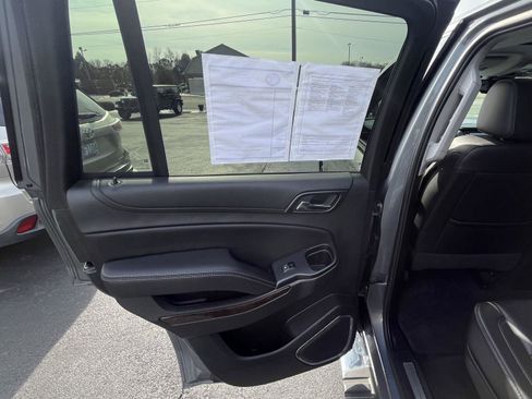 Used 2019 Chevrolet Tahoe LT w/ LT Signature Package image 20