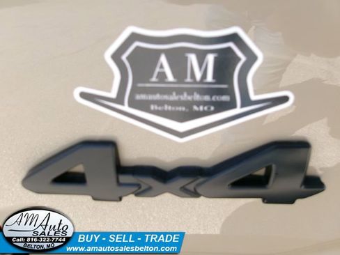 Used 2019 Toyota Tacoma Limited image 6