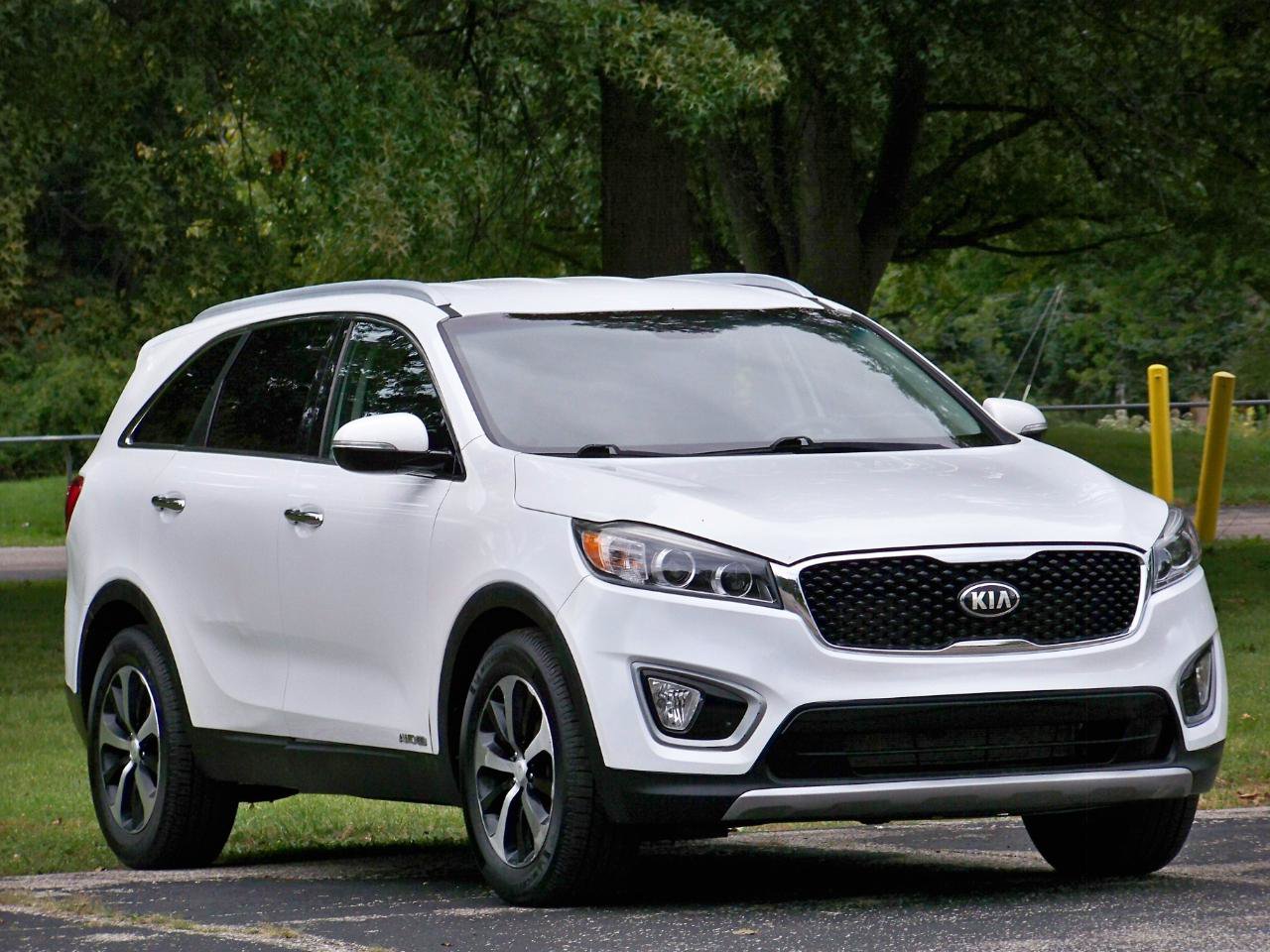 Used 2016 Kia Sorento EX AWD/4WD image 3
