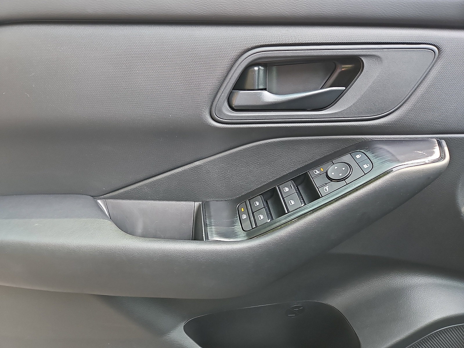 Certified 2026 Nissan Rogue S AWD/4WD image 12