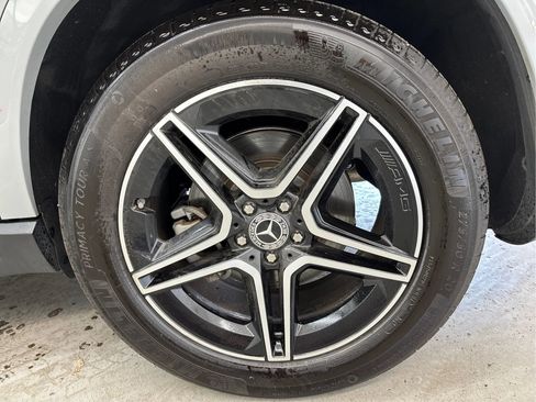 Used 2024 Mercedes-Benz GLE 450 4MATIC image 30