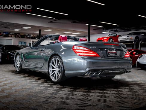 Used 2015 Mercedes-Benz SL 63 AMG image 2