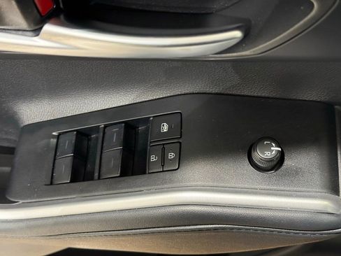 Certified 2025 Toyota Highlander XLE AWD/4WD image 16