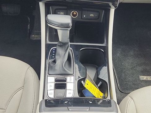 Certified 2024 Hyundai Tucson SEL w/ Convenience Package FWD image 18
